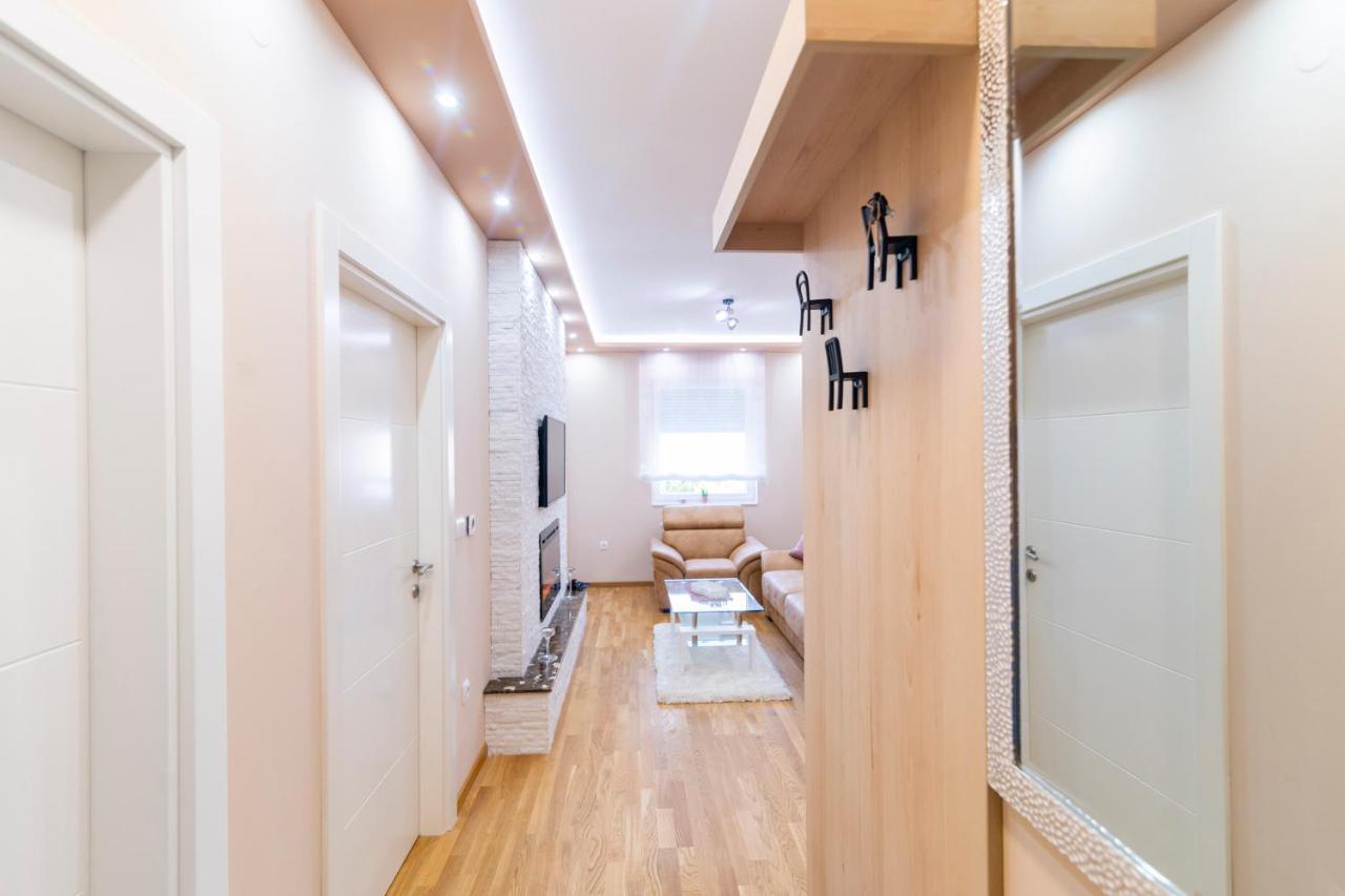 Mili Lux Apartman Novi Sad Exterior foto